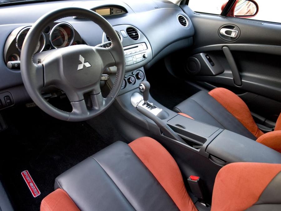  Mitsubishi Eclipse Sport Edition 2007 года  (фото 4 из 7)
